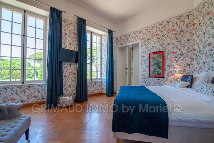 Image No.10-10 Bed House for sale