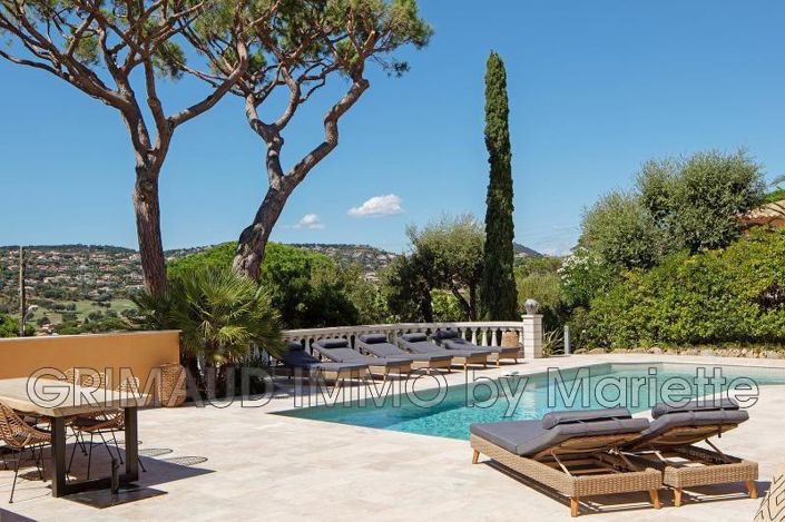 Image No.4-5 Bed House for sale