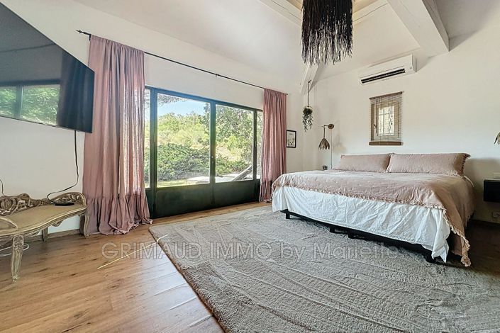 Image No.19-7 Bed House for sale