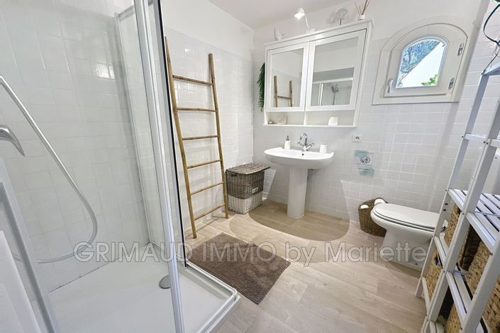 Image No.13-3 Bed House for sale