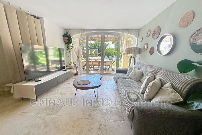 Image No.7-3 Bed House for sale