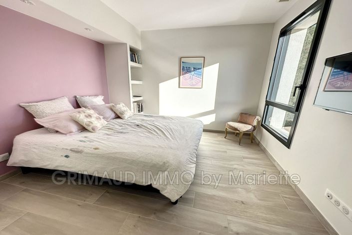 Image No.14-5 Bed House for sale