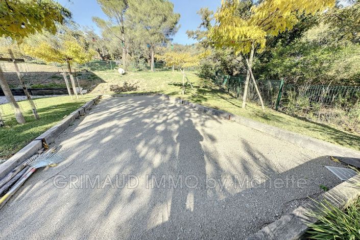 Image No.19-5 Bed House for sale