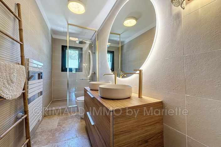 Image No.17-6 Bed House for sale