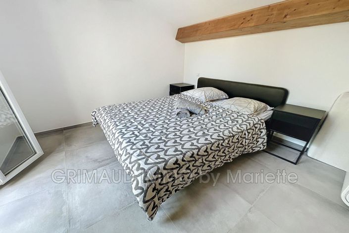 Image No.13-5 Bed House for sale