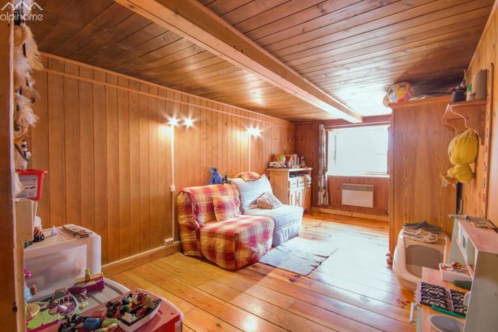 Image No.6-3 Bed House for sale