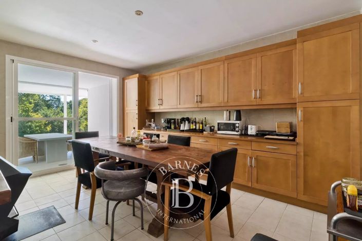 Image No.9-3 Bed House for sale