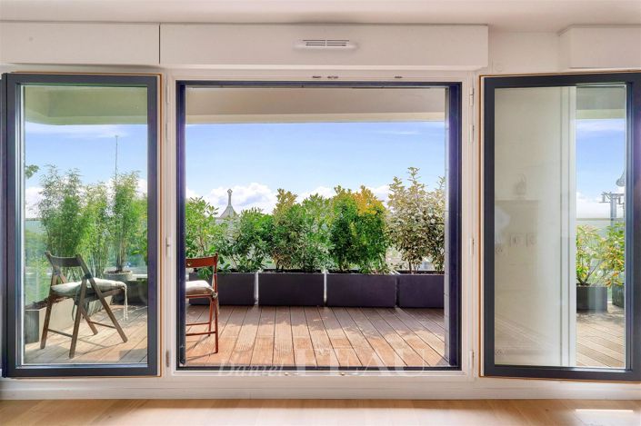 Image No.2-3 Bed Apartment for sale