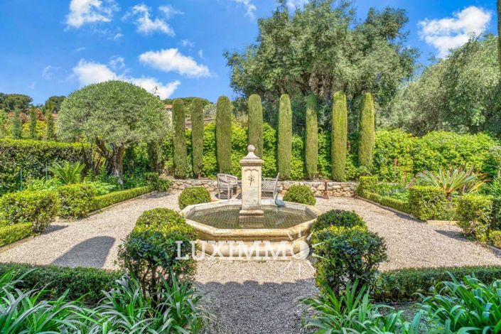 Image No.12-5 Bed House for sale