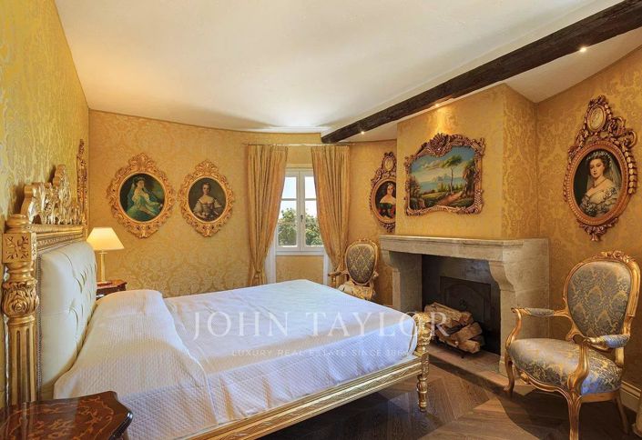 Image No.16-4 Bed House for sale