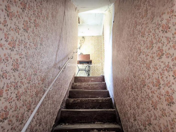 Image No.9-3 Bed House for sale