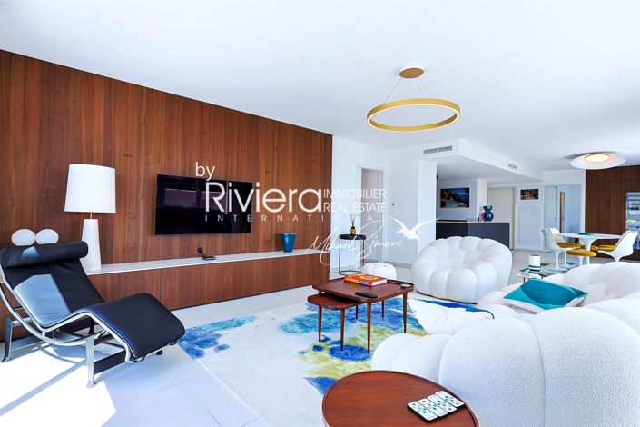 Image No.21-3 Bed Apartment for sale