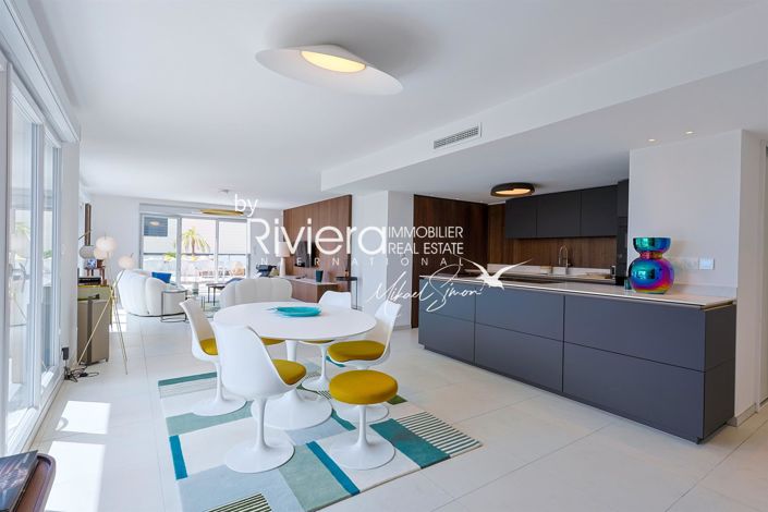 Image No.8-3 Bed Apartment for sale