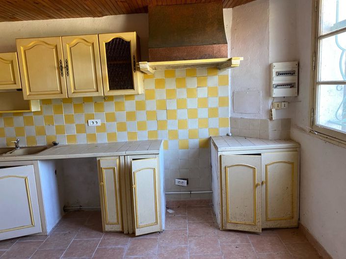 Image No.8-3 Bed House for sale