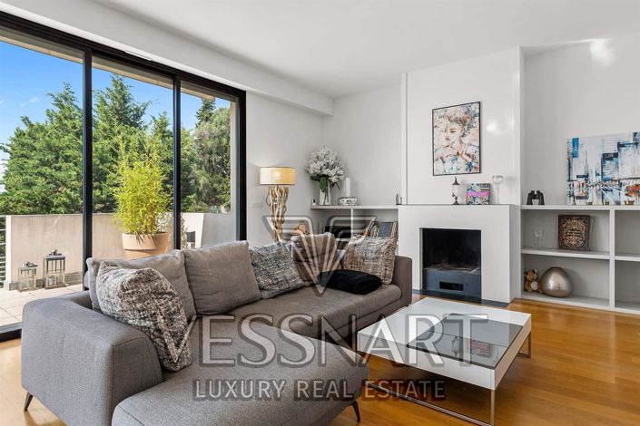 Image No.6-4 Bed House for sale