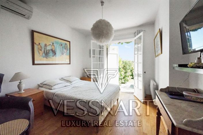 Image No.13-4 Bed House for sale