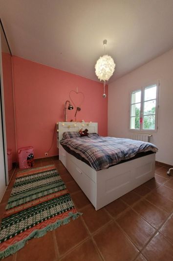 Image No.9-3 Bed House for sale