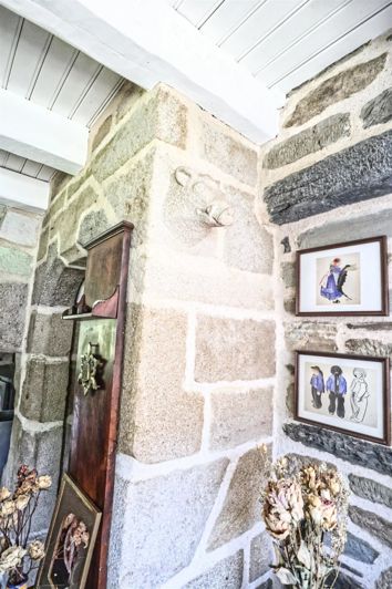 Image No.8-5 Bed House for sale