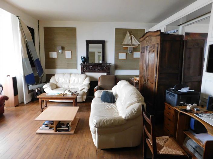 Image No.2-7 Bed House for sale