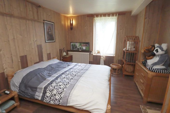 Image No.10-4 Bed House for sale