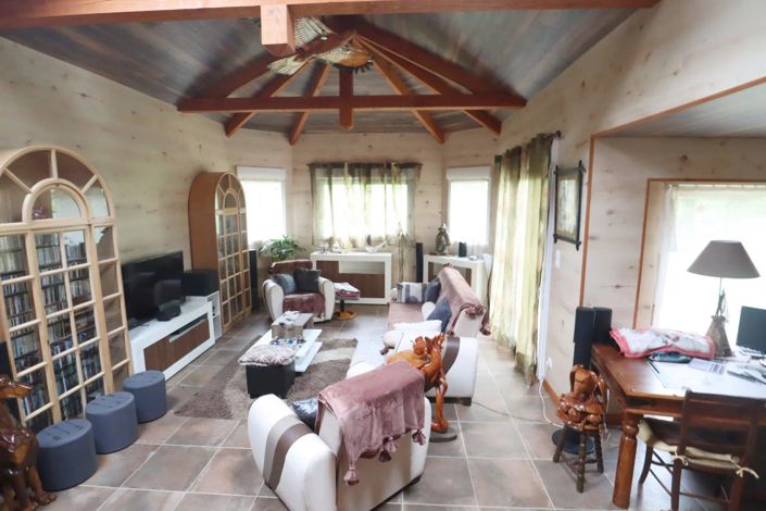 Image No.12-4 Bed House for sale