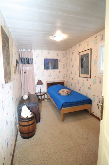 Image No.18-4 Bed House for sale