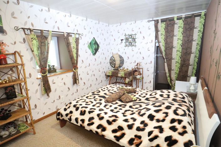 Image No.19-4 Bed House for sale