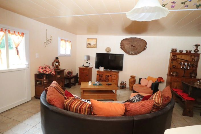 Image No.21-4 Bed House for sale