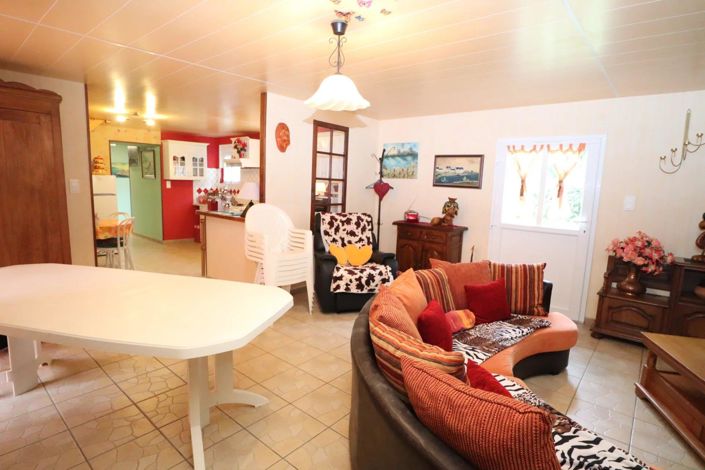 Image No.25-4 Bed House for sale