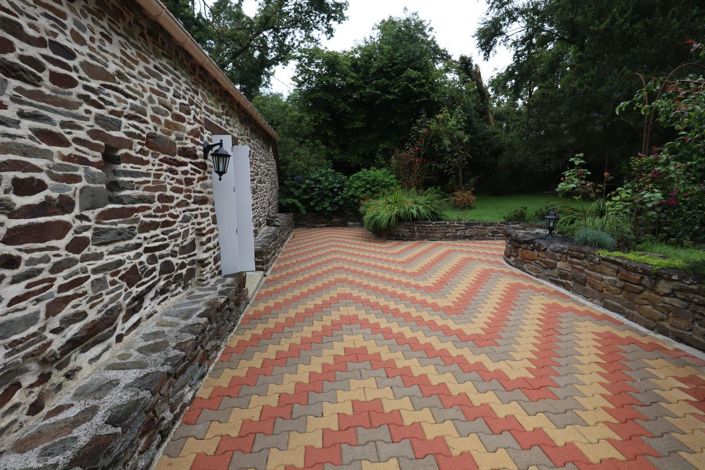 Image No.26-4 Bed House for sale