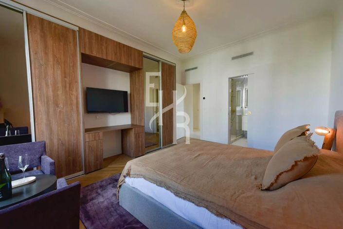 Image No.21-3 Bed Apartment for sale