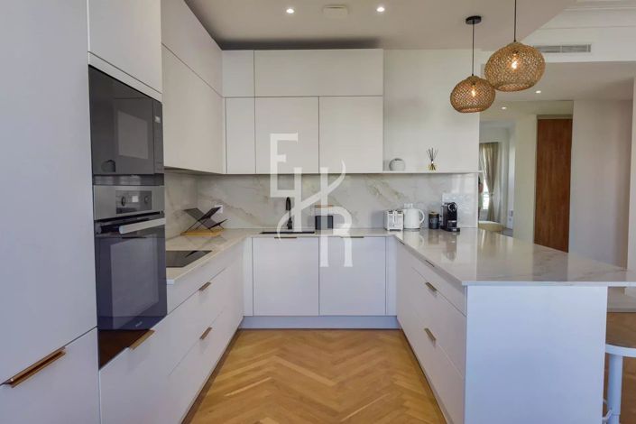 Image No.9-3 Bed Apartment for sale