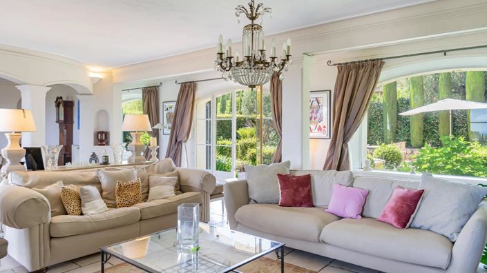 Image No.7-6 Bed House for sale