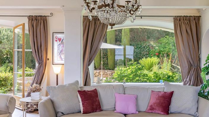 Image No.9-6 Bed House for sale