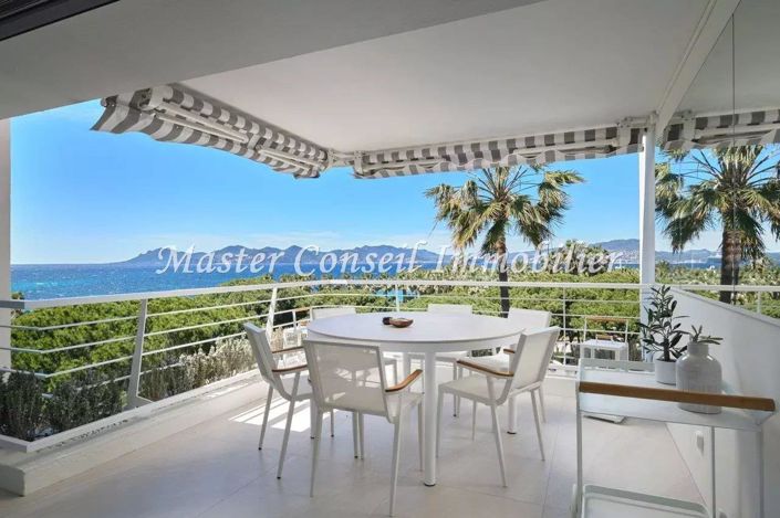 Image No.1-3 Bed Apartment for sale