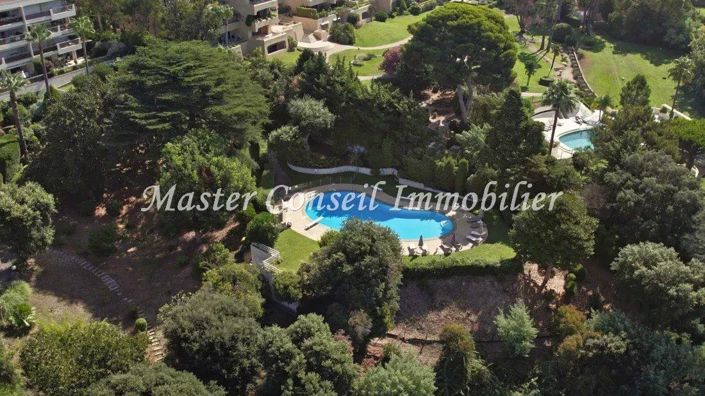 Image No.16-4 Bed House for sale