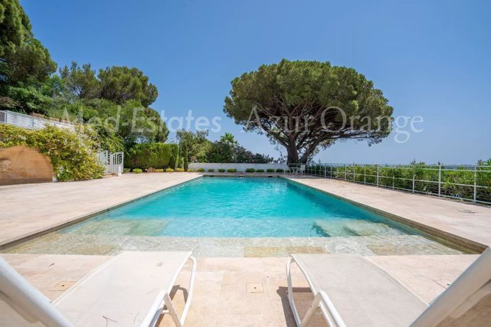 Image No.13-6 Bed House for sale