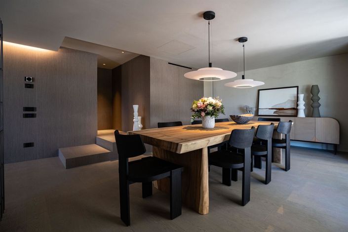 Image No.10-7 Bed House for sale