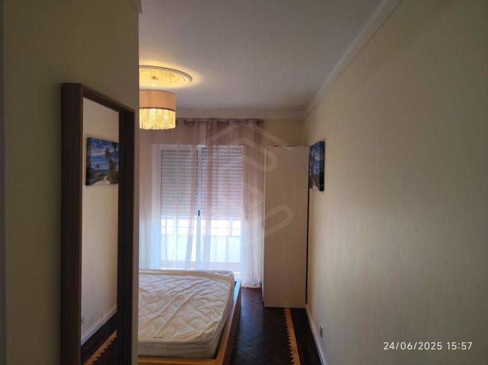 Image No.10-6 Bed Apartment for sale