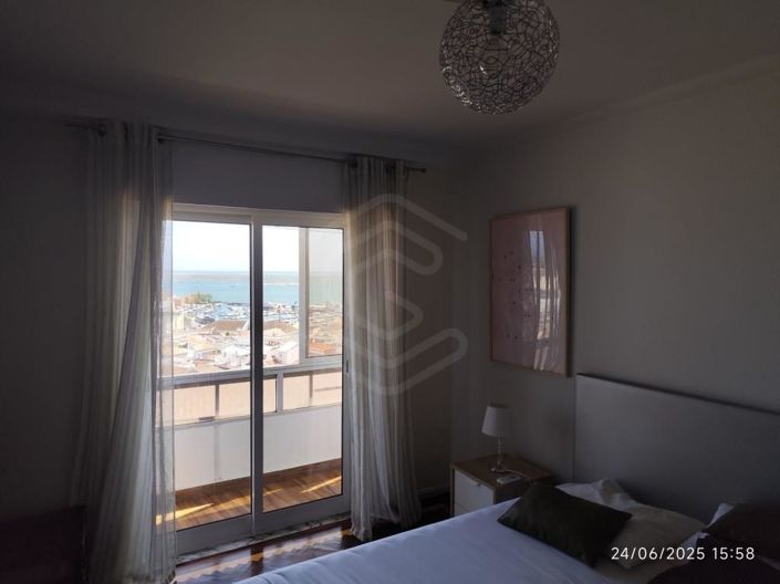 Image No.11-6 Bed Apartment for sale