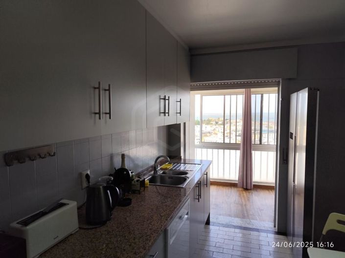 Image No.29-6 Bed Apartment for sale