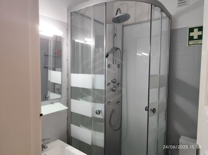 Image No.9-6 Bed Apartment for sale