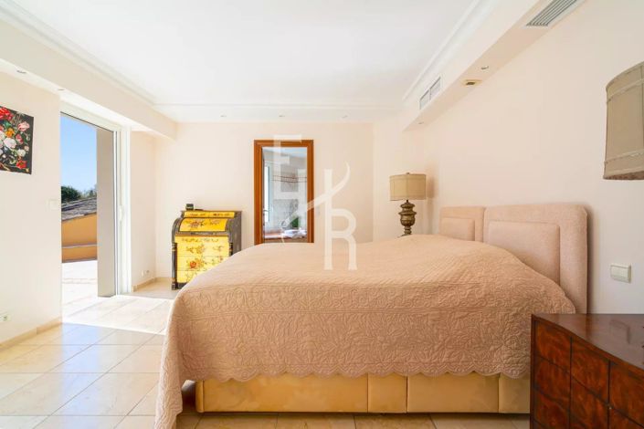 Image No.12-Maison de 4 chambres à vendre à Cannes