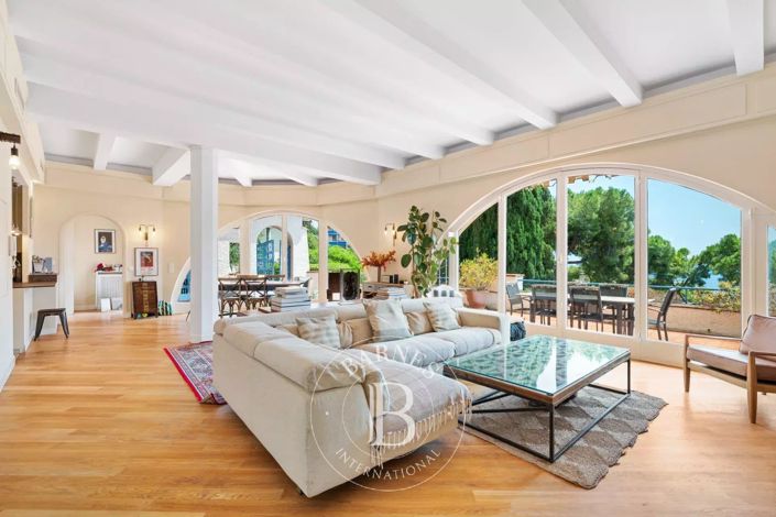 Image No.11-3 Bed Apartment for sale