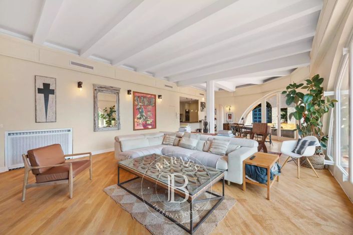 Image No.9-3 Bed Apartment for sale