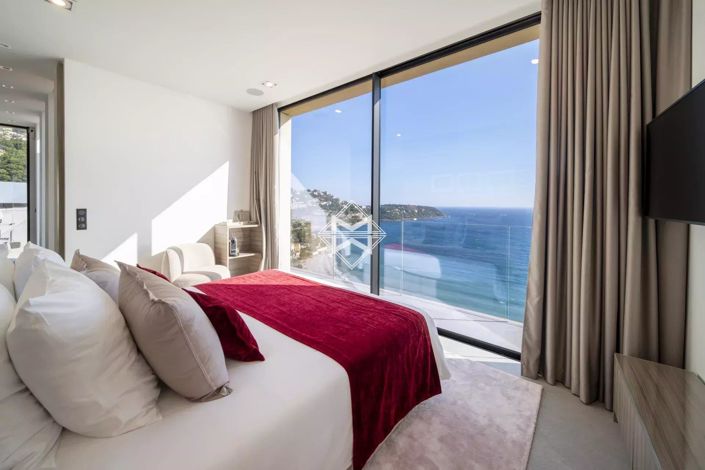 Image No.10-4 Bed House for sale