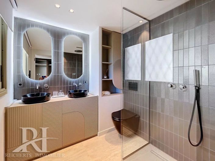 Image No.10-3 Bed Apartment for sale