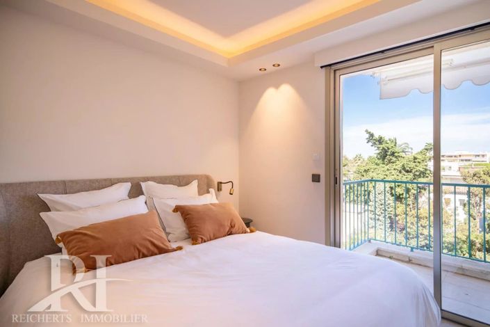 Image No.12-3 Bed Apartment for sale