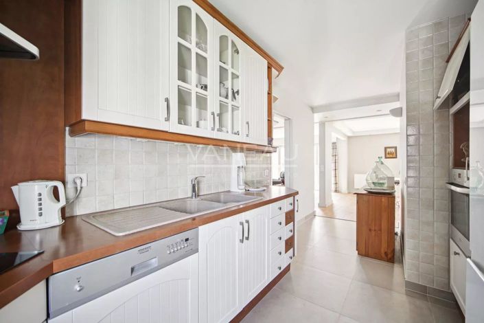 Image No.6-5 Bed Apartment for sale