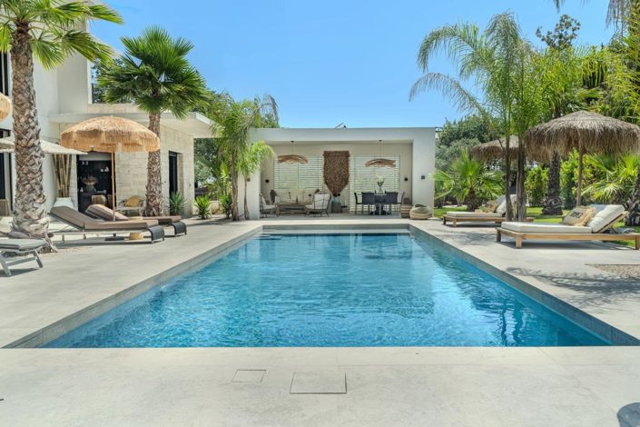 Image No.2-4 Bed House for sale